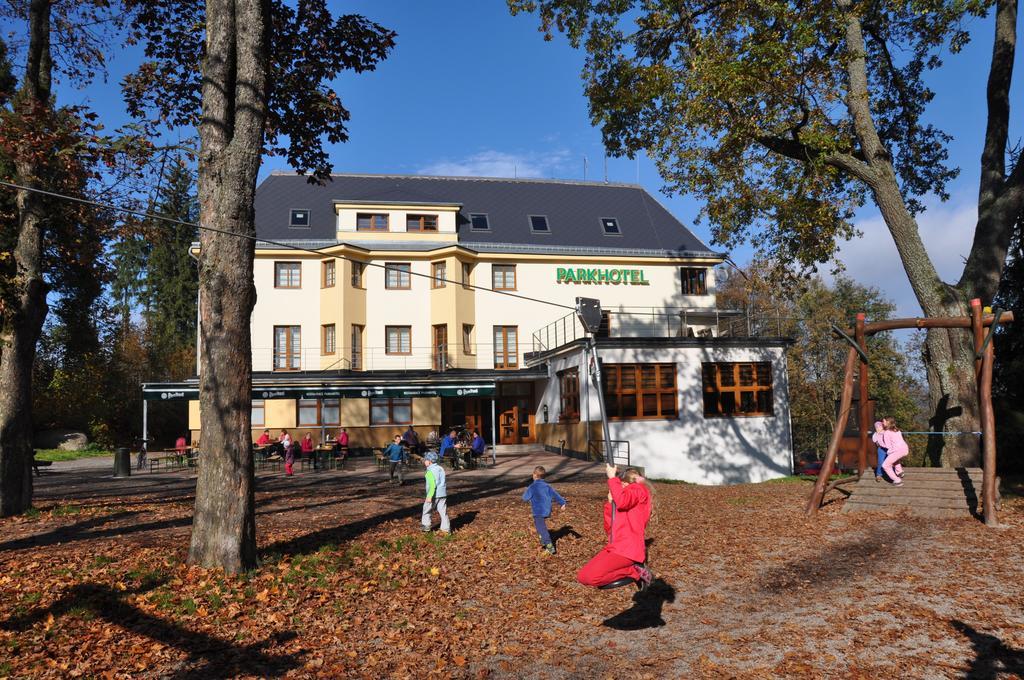 Parkhotel Smrzovka ภายนอก รูปภาพ